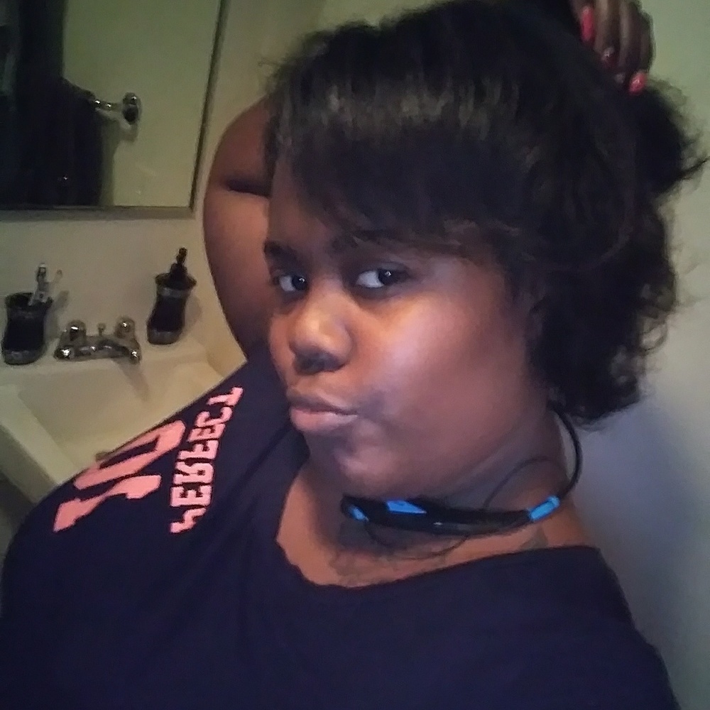 Meet your Posher, Nedasia